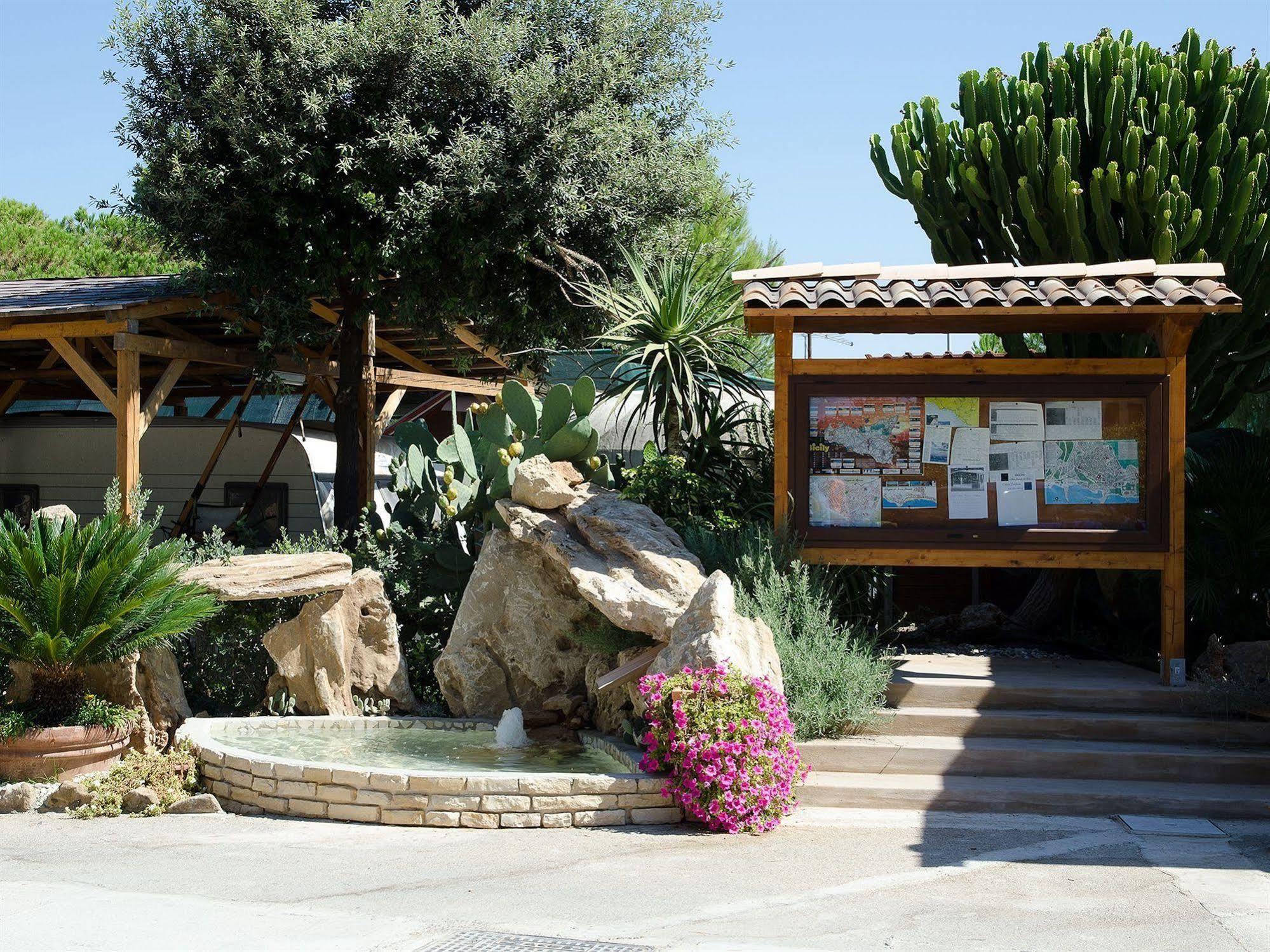 Kamemi Village & Camping Ribera Exterior photo