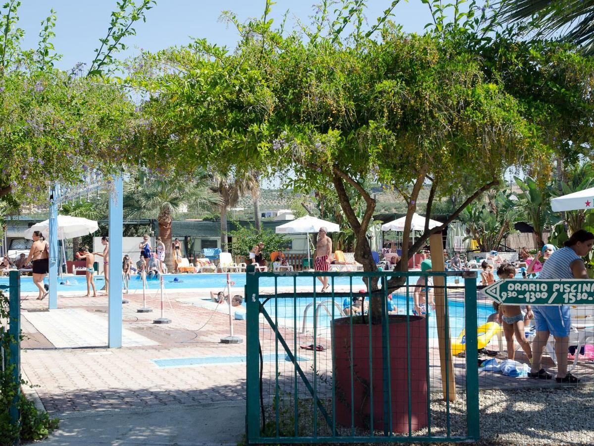 Kamemi Village & Camping Ribera Exterior photo